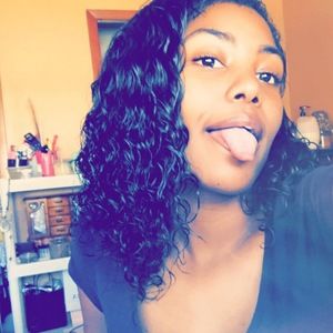 Meet your Posher, Nijah